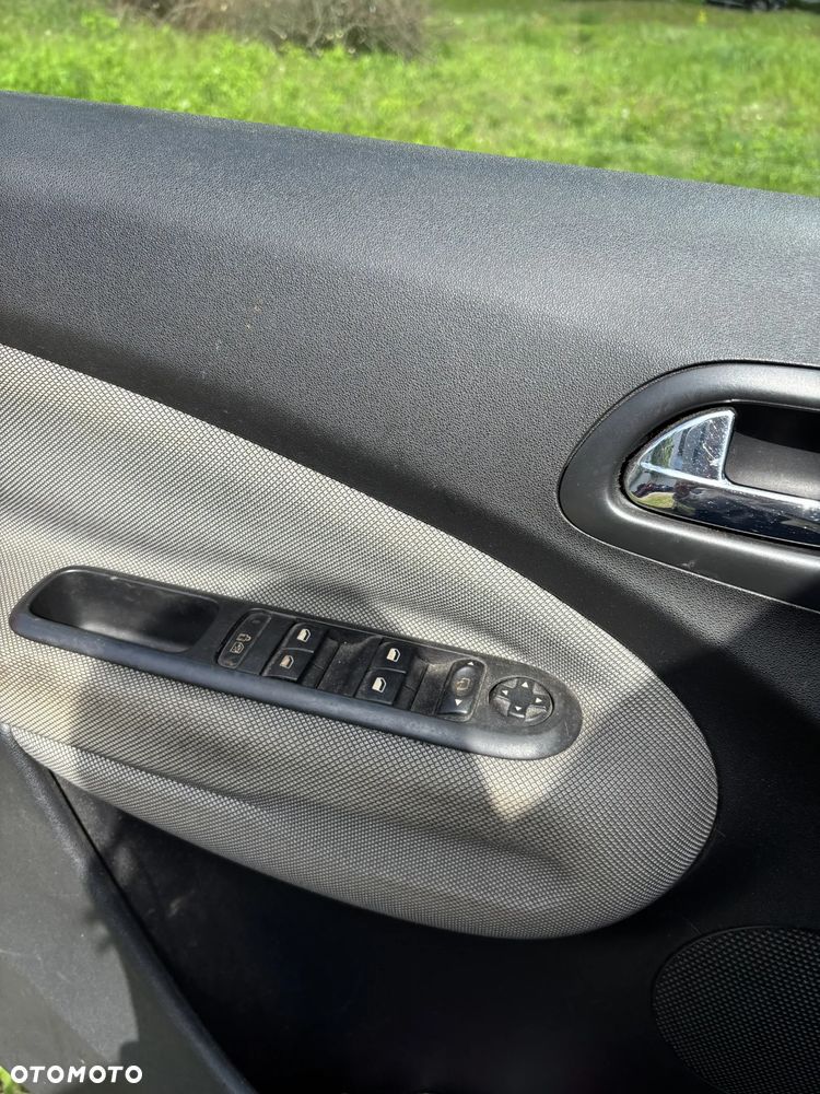 Citroën C3 Picasso 1.4i Exclusive - 7