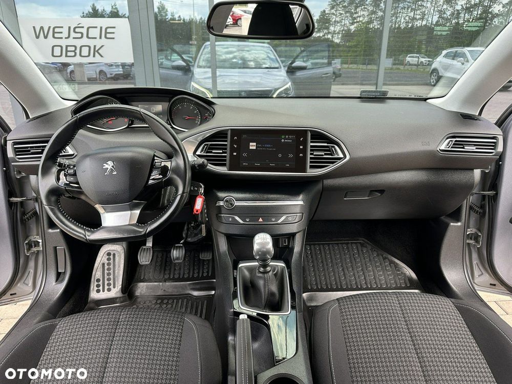 Peugeot 308 1.2 PureTech Allure Pack S&S - 8