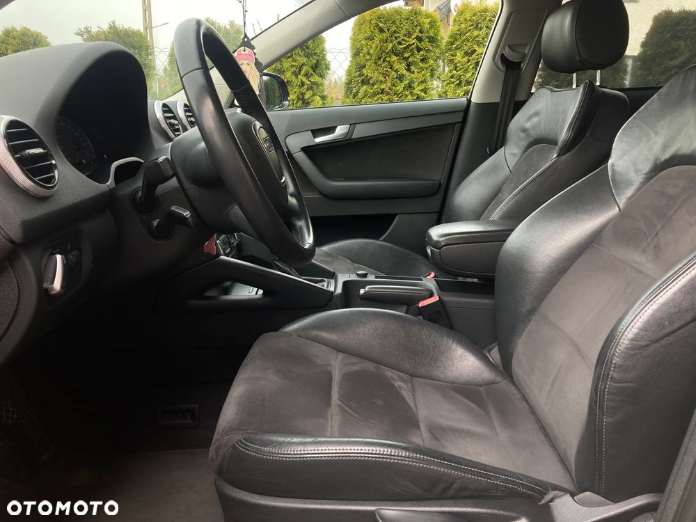 Audi A3 Sportback - 8