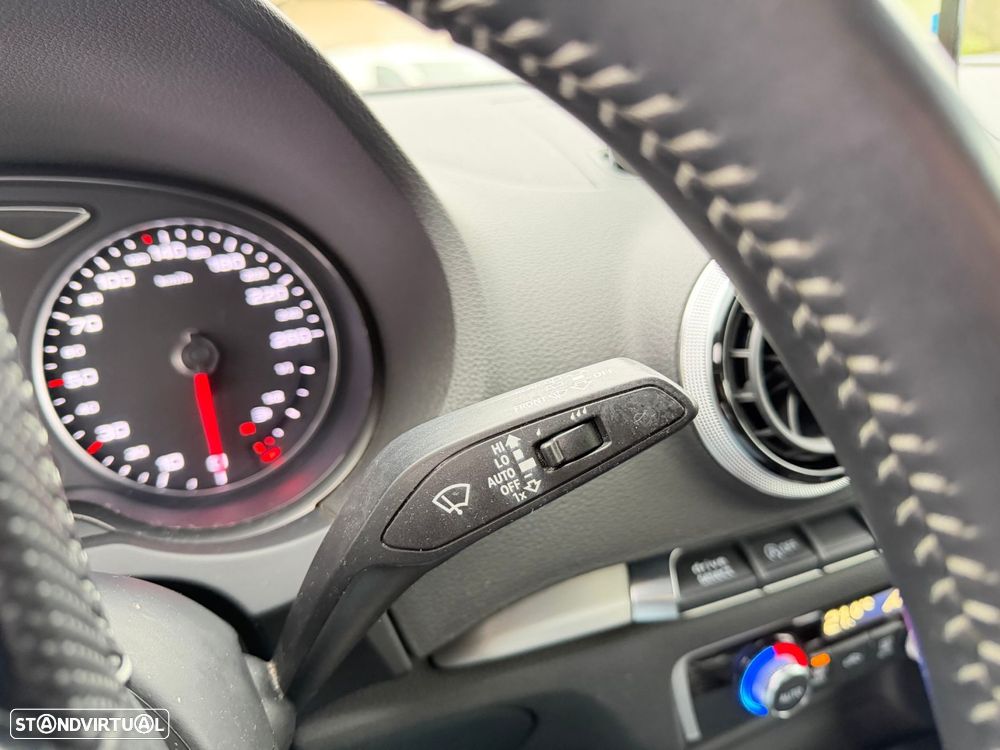 Audi A3 Sportback 1.6 TDI S-line S tronic - 25