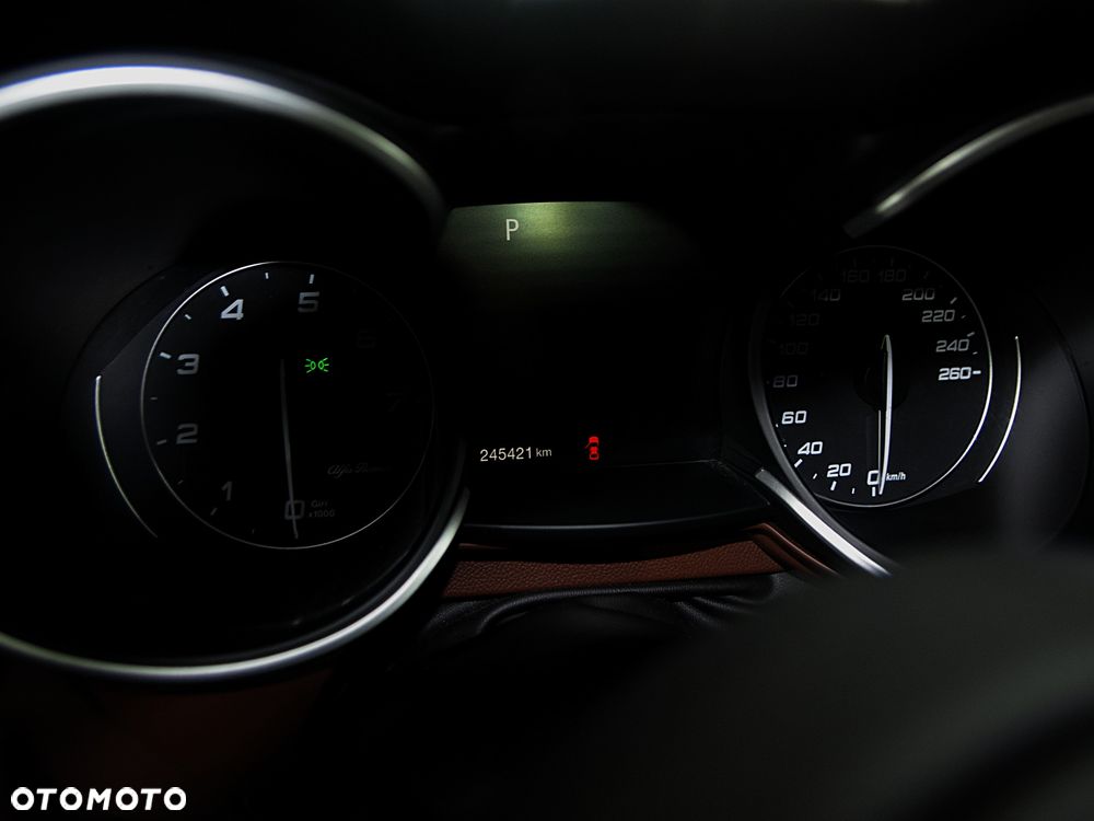 Alfa Romeo Stelvio 2.0 Turbo Executive Q4 - 25