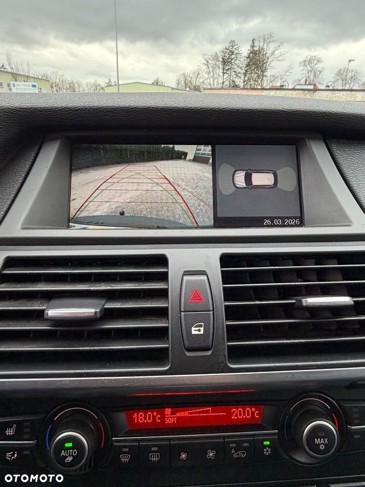 BMW X5 xDrive35d - 18