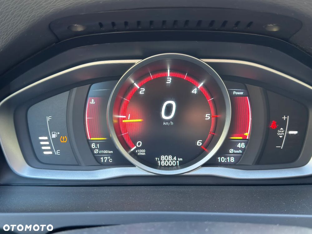 Volvo V60 D4 Drive-E Momentum - 12