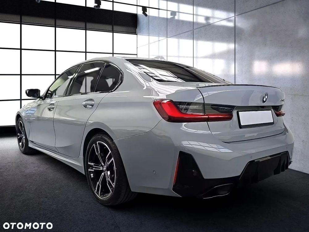 BMW Seria 3 M340i xDrive mHEV sport - 8