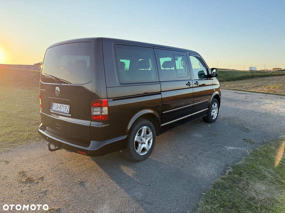 Volkswagen Multivan - 6