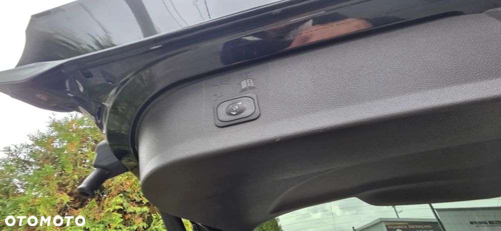 Ford Kuga 1.5 EcoBoost FWD Edition ASS MMT6 - 34