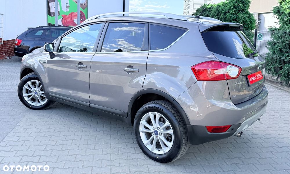 Ford Kuga 2.0 TDCi 4x4 Titanium - 33