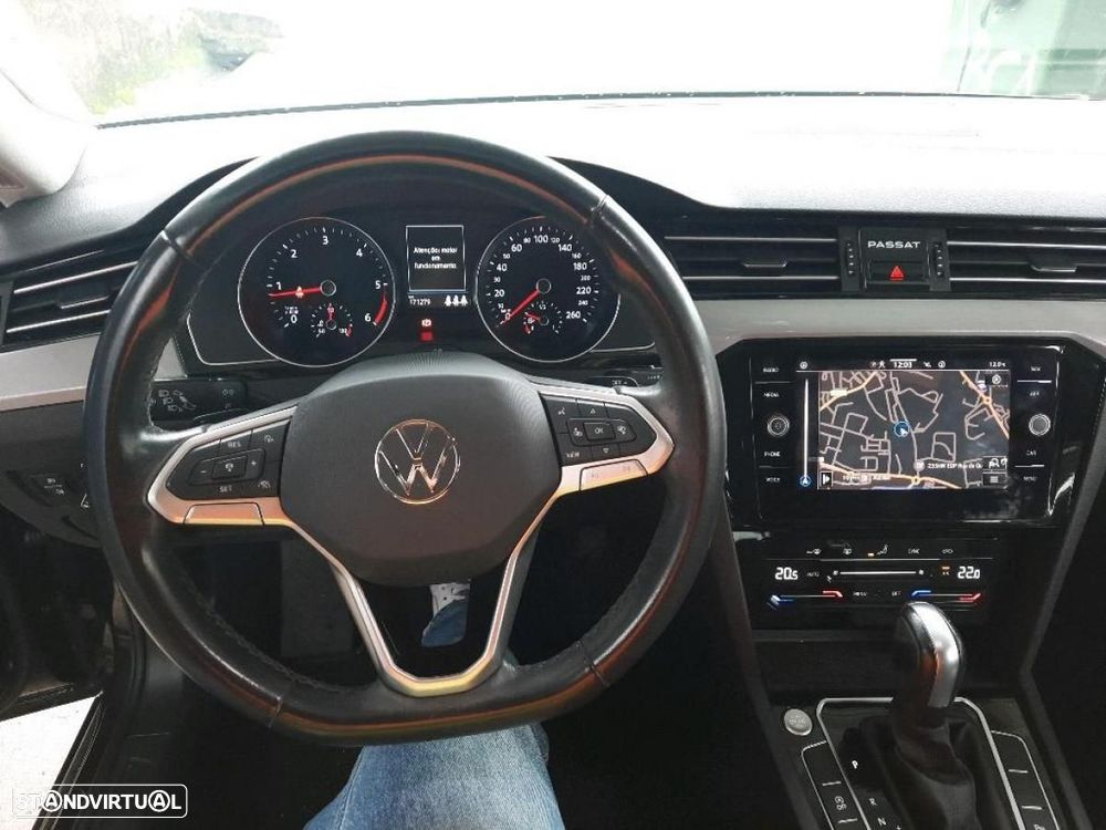 VW Passat Variant 2.0 TDi Business DSG - 5