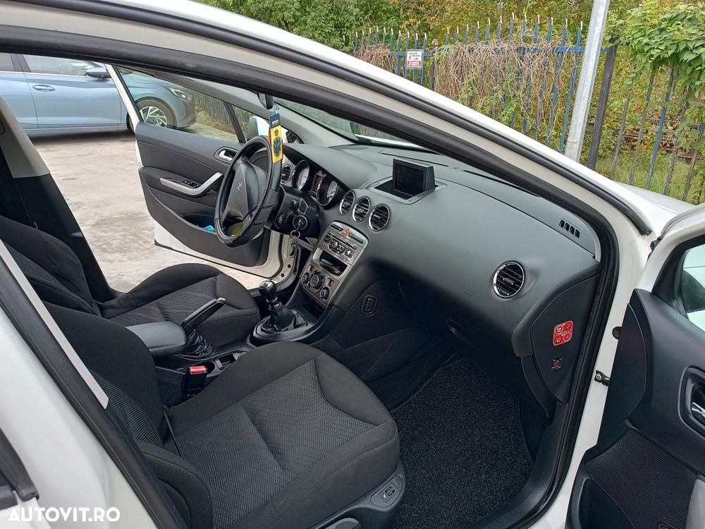 Peugeot 308 1.6HDi Premium - 7