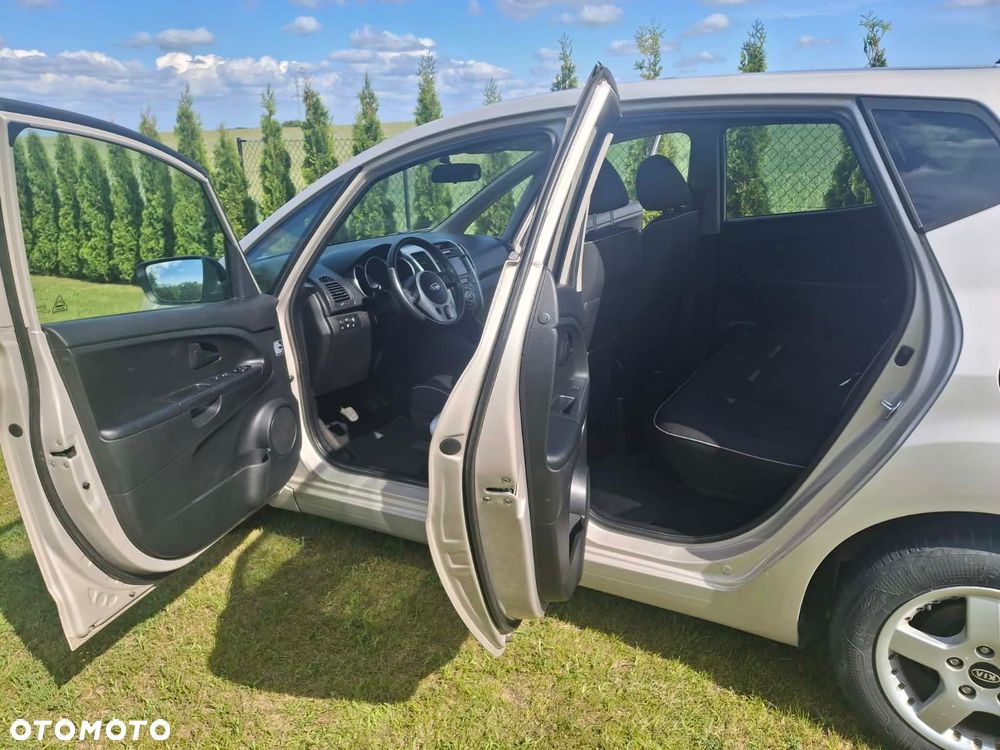 Kia Venga 1.4 CRDi L - 8