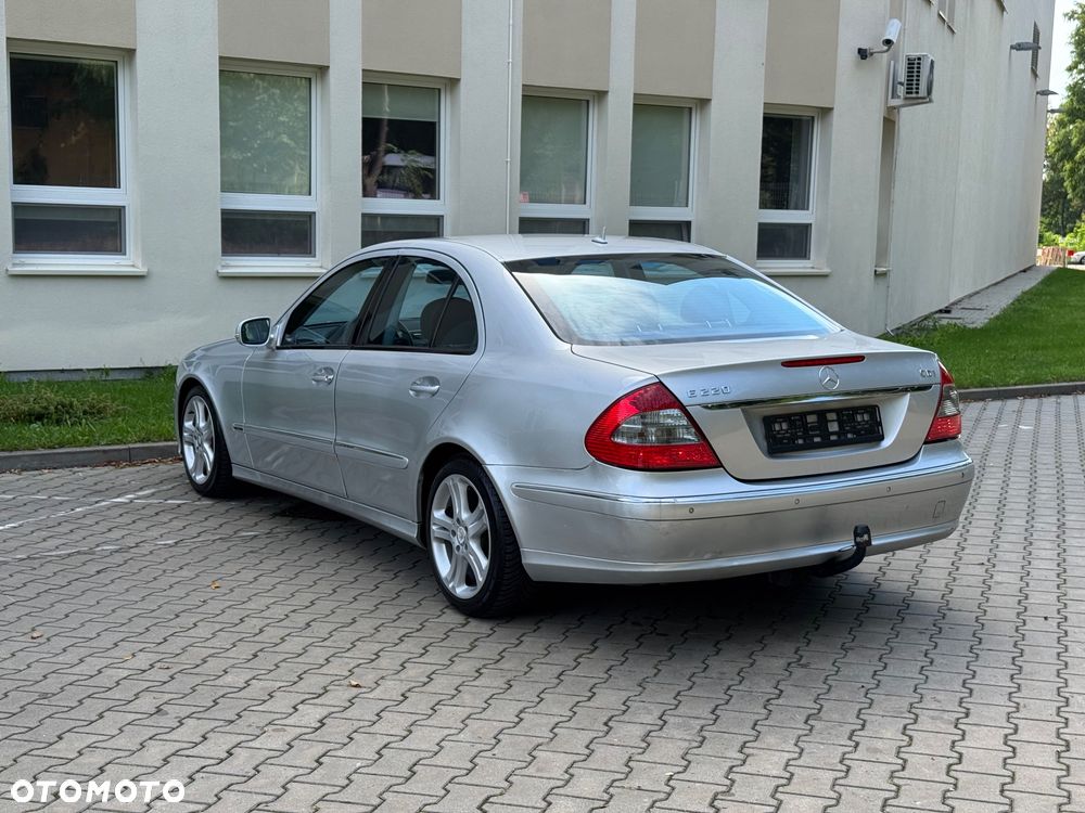 Mercedes-Benz Klasa E 220 CDI Automatik Avantgarde - 12