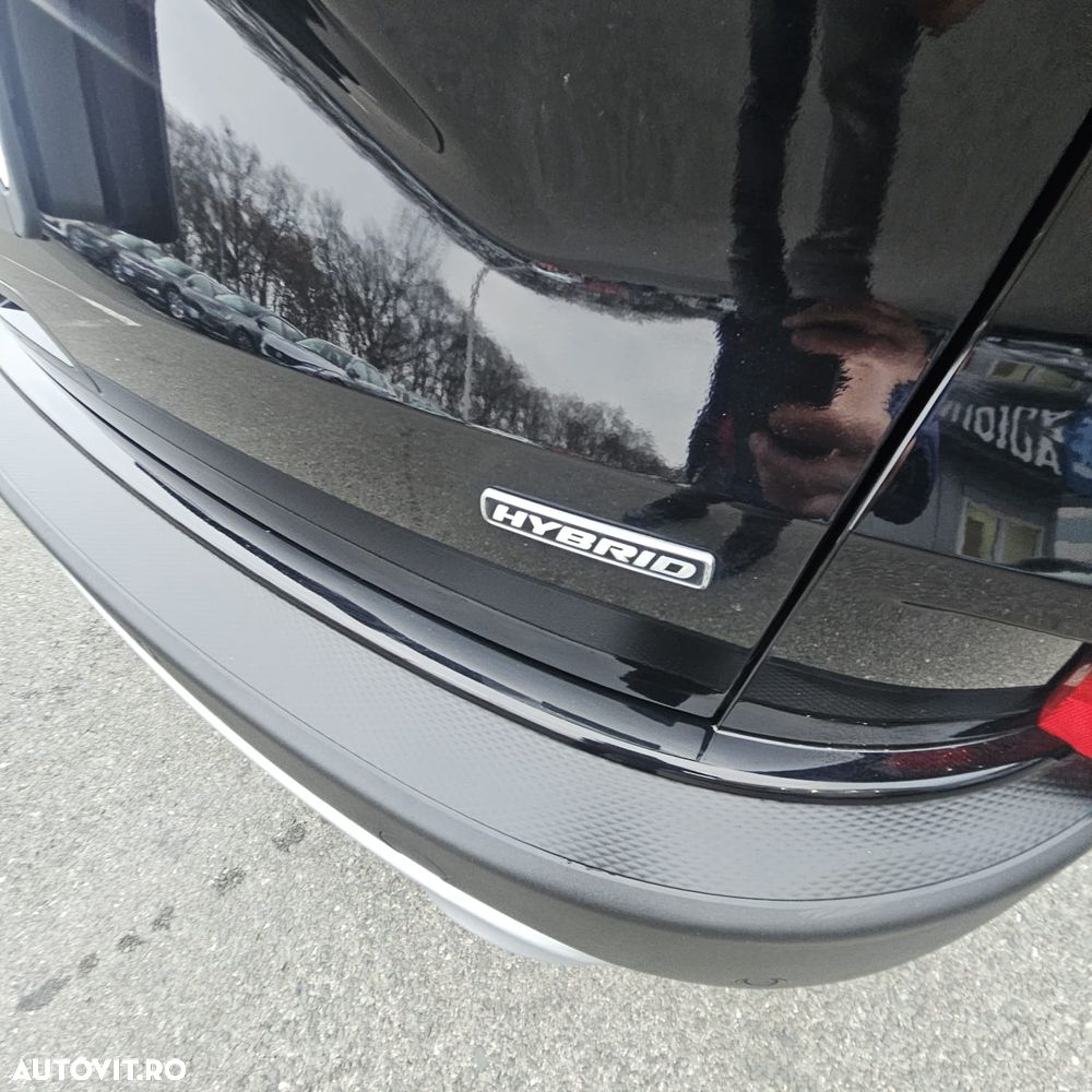 Ford Kuga 2.5 Duratec FHEV TITANIUM X - 8