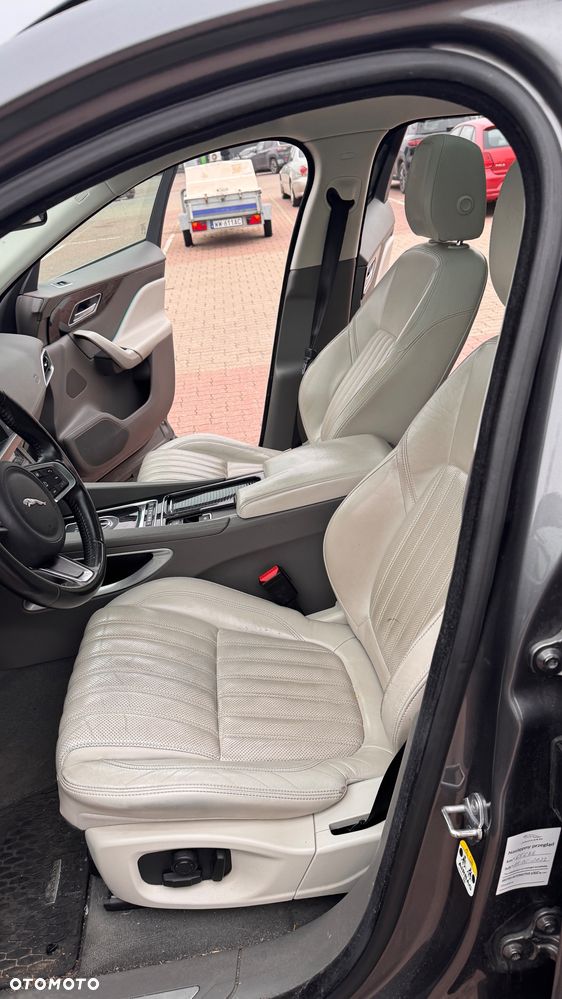 Jaguar F-Pace 2.0 i4P AWD Portfolio - 10