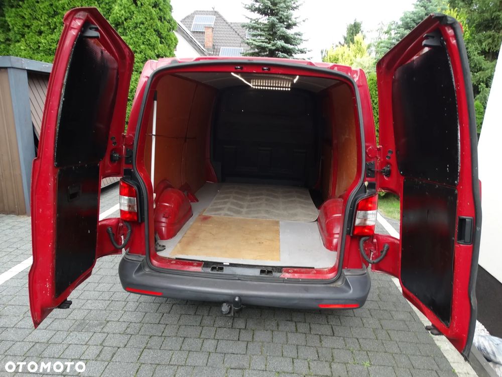 Volkswagen Transporter - 12