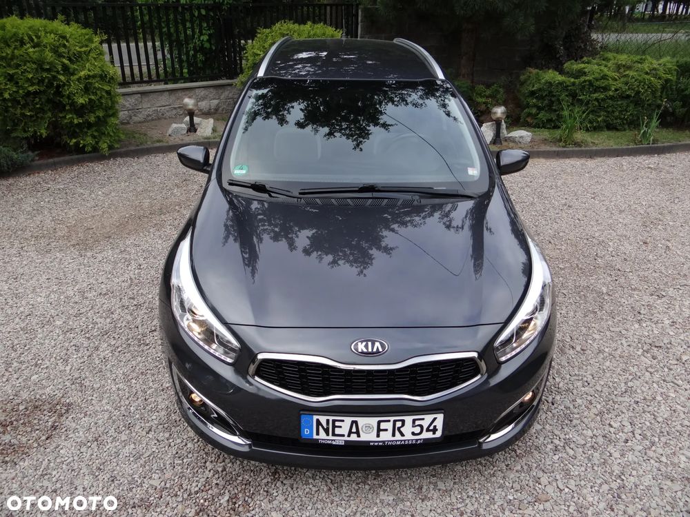 Kia Ceed 1.4 CVVT Dream Team Edition - 2