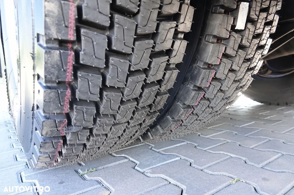 Volvo FH16 / 650 / 6x4 / HIDRAULICĂ / I -PARK COOL / TRACTOR REMORCĂ 3 AXI / IMPORTAT / DUPĂ CONTRACTUL DE SERVICE - 21
