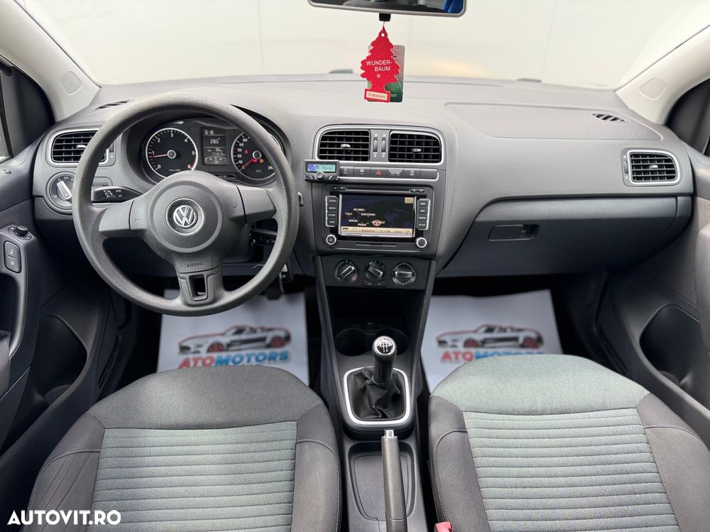 Volkswagen Polo 1.6 TDI Blue Motion Style - 5