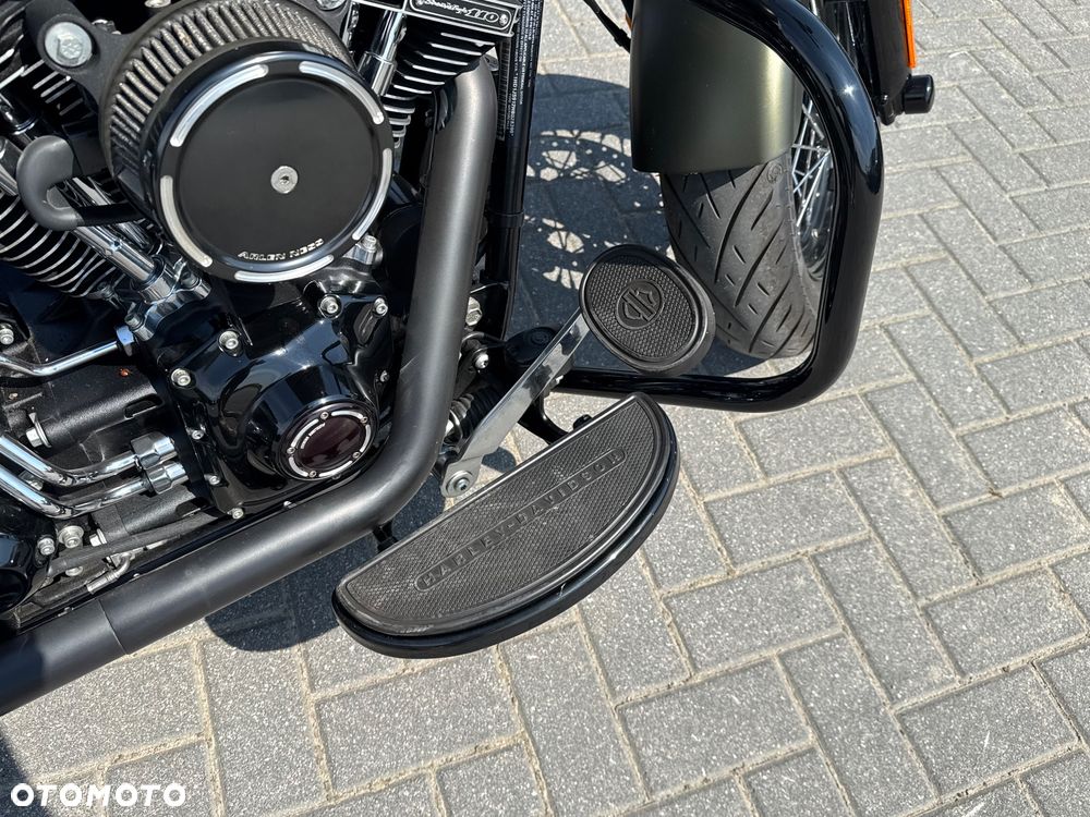 Harley-Davidson Softail Slim - 16