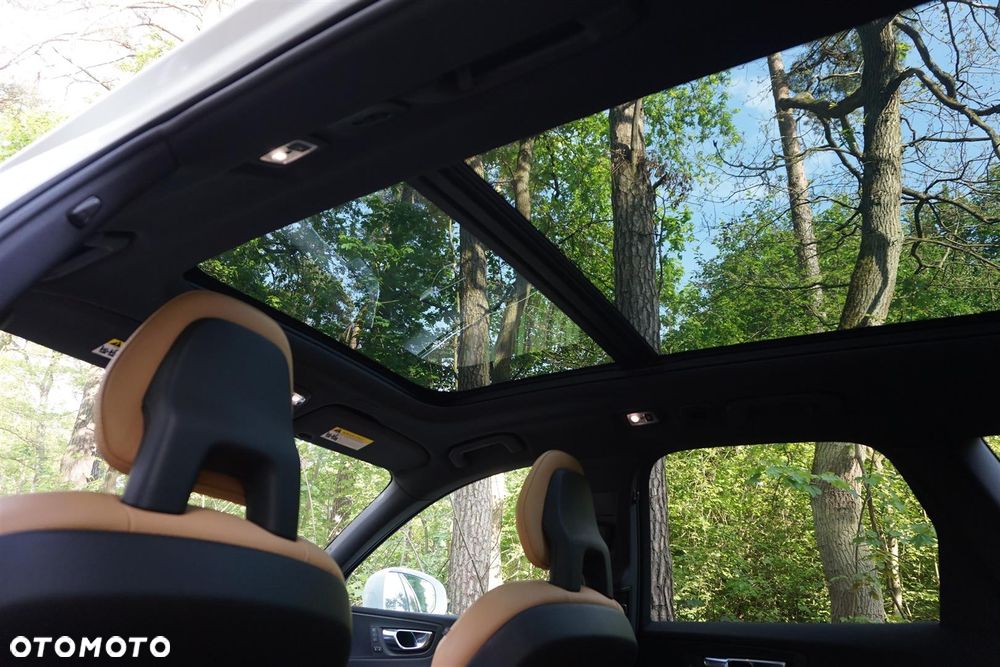 Volvo XC 60 T5 AWD Geartronic Momentum Pro - 37
