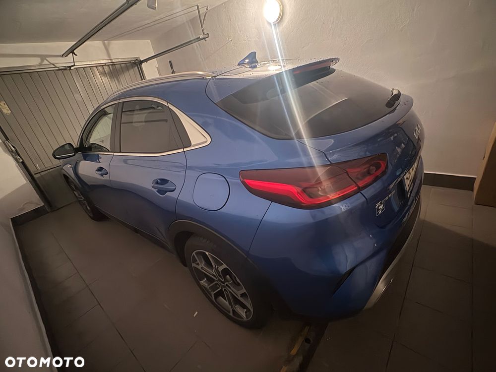 Kia XCeed 1.5 T-GDI M - 17