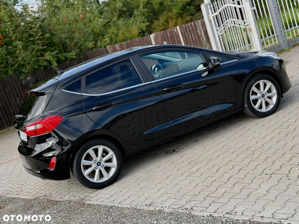 Ford Fiesta 1.0 EcoBoost S&S TITANIUM - 27