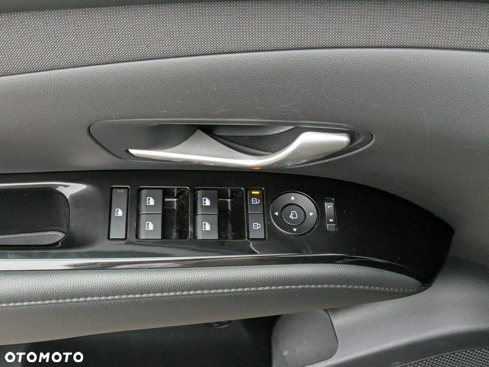 Hyundai Tucson 1.6 T-GDi HEV Smart 2WD - 11