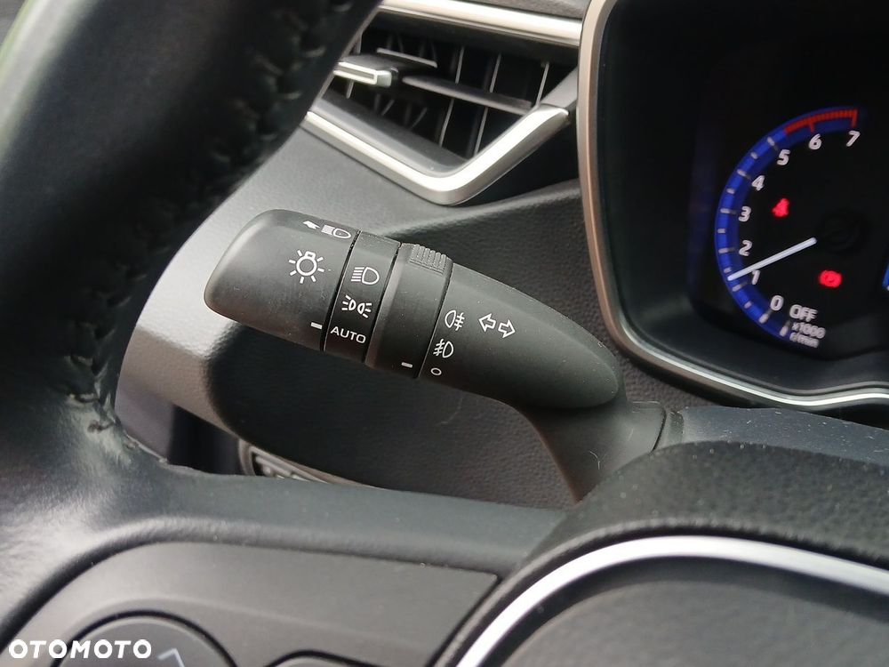 Toyota Corolla 1.8 Hybrid Comfort - 27