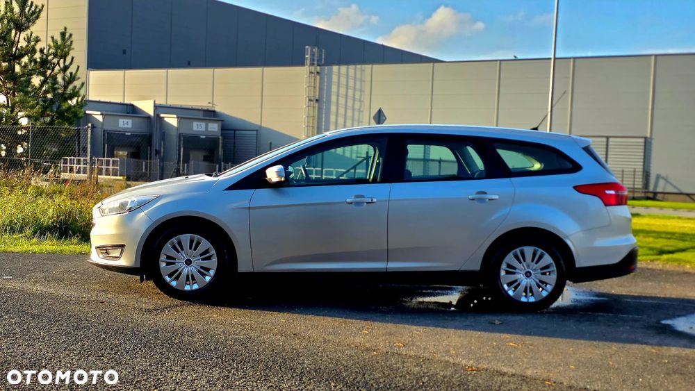 Ford Focus - 17