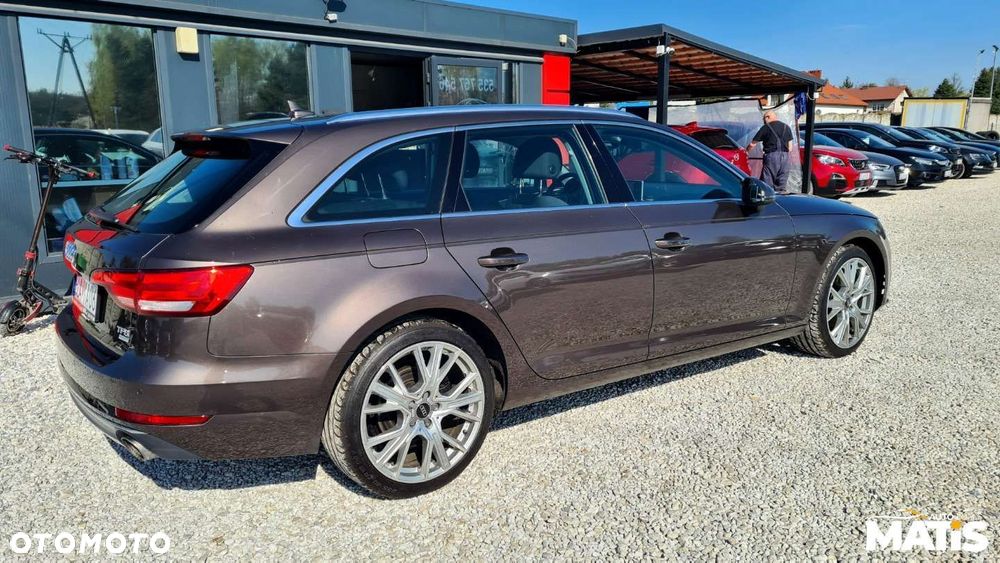 Audi A4 Avant - 25