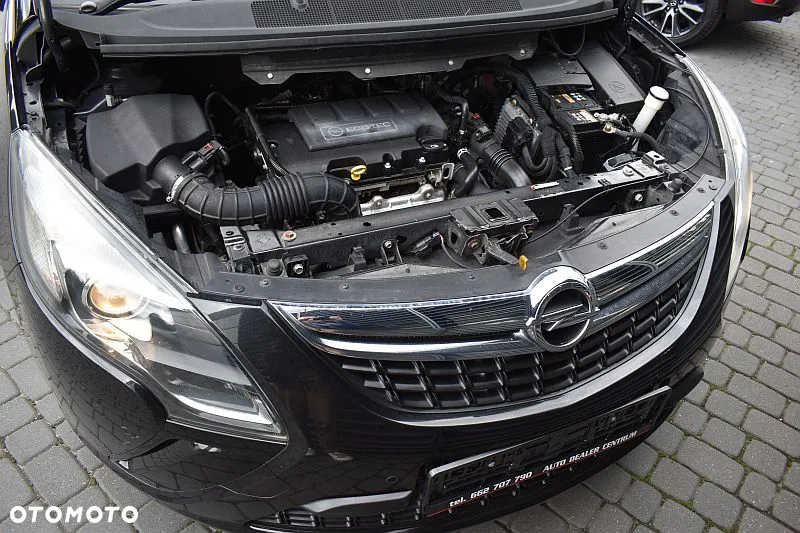 Opel Zafira Tourer 1.4 Turbo Sport - 34