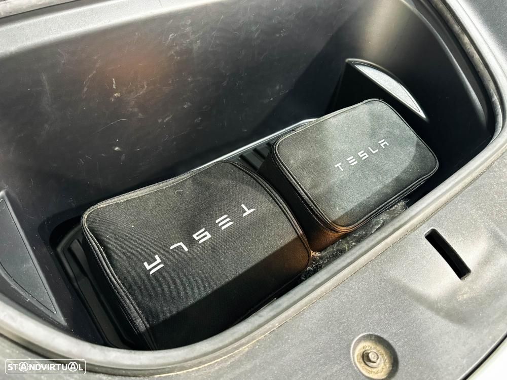Tesla Model Y Performance Dual Motor AWD - 59