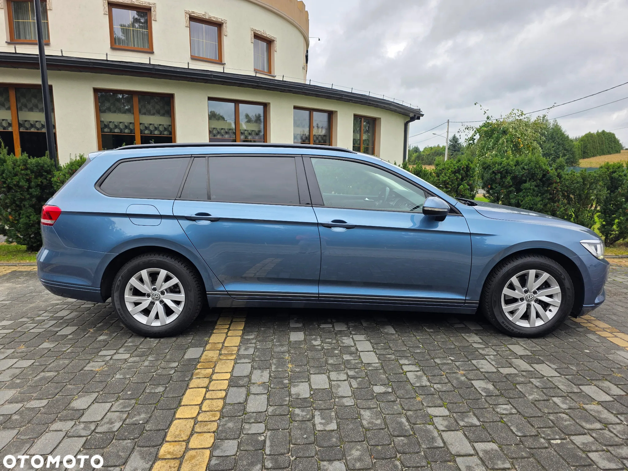 Volkswagen Passat 2.0 TDI BMT Trendline - 4