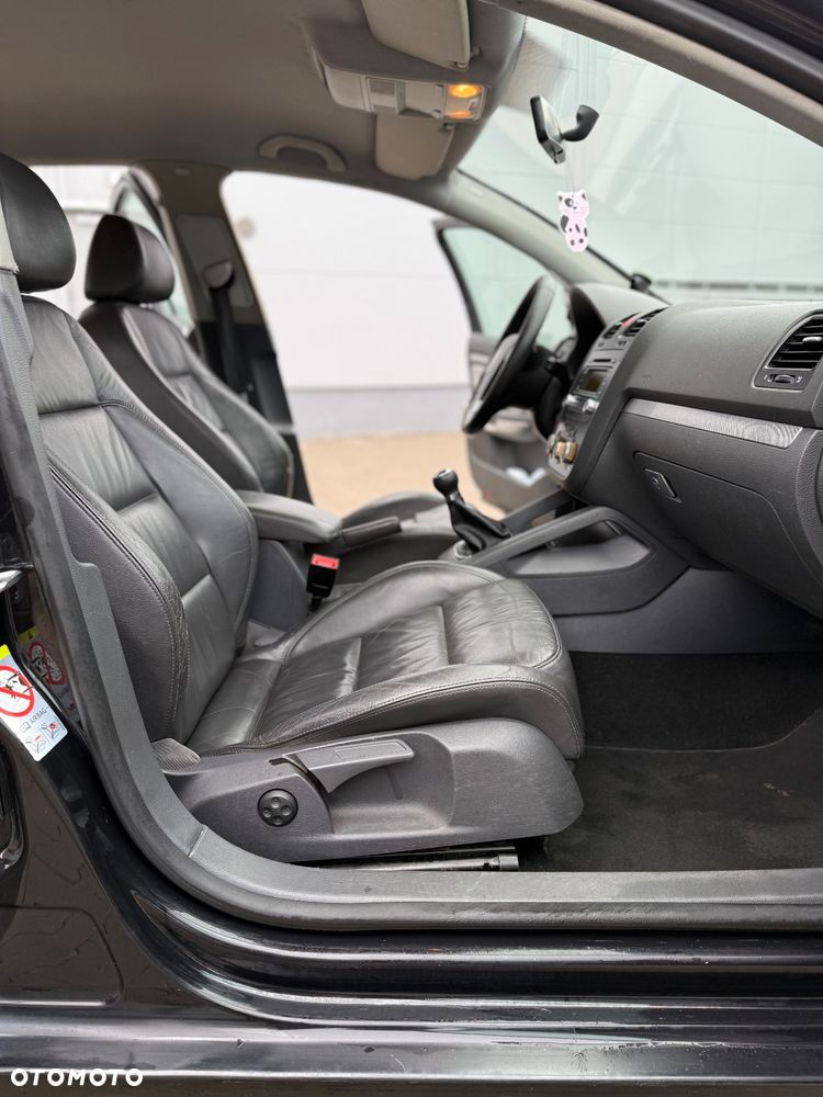 Volkswagen Golf 1.9 TDI Trendline - 22