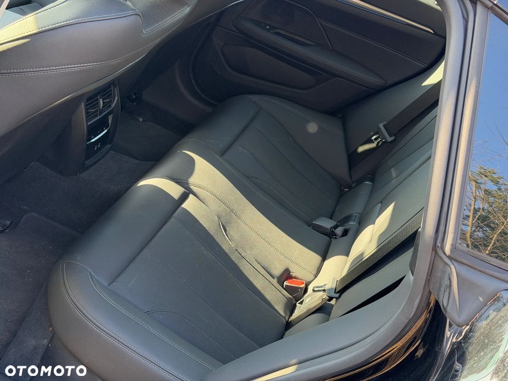 BMW i4 eDrive40 Gran Coupe - 24