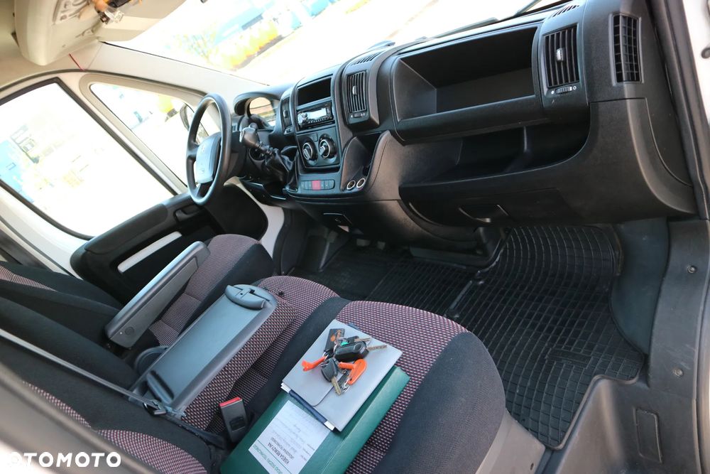 Peugeot BOXER 3,0 177KM,! 8palet + WINDA krajowy!! - 30
