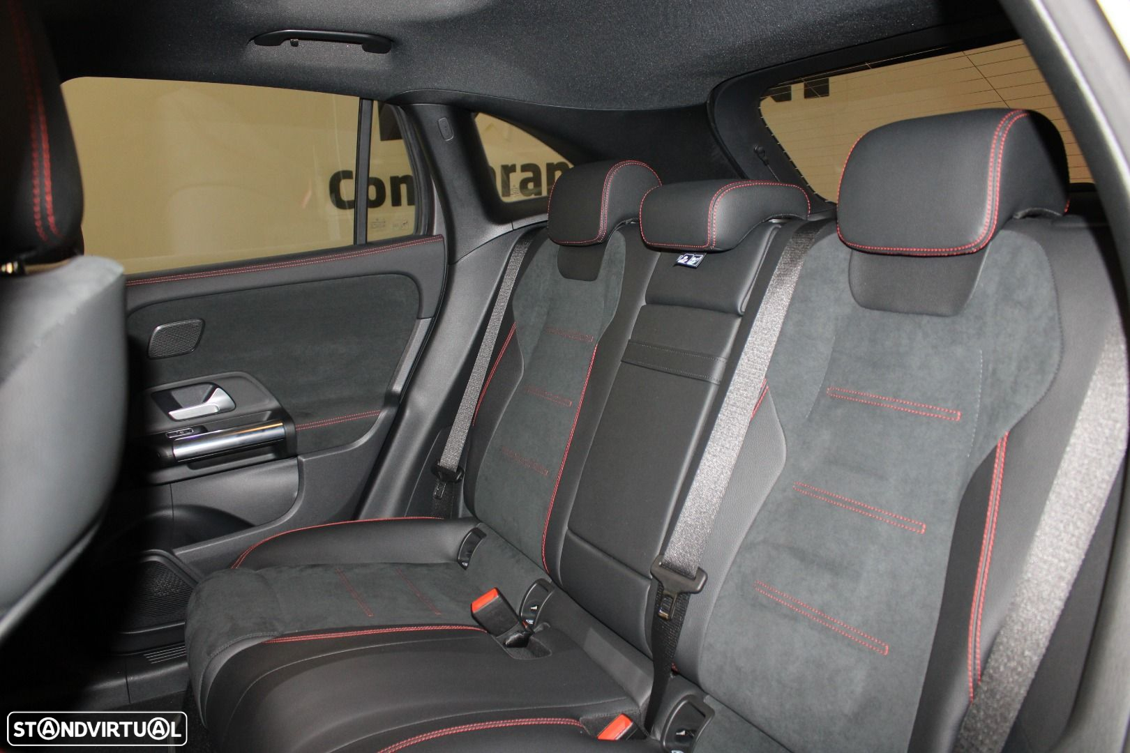 Mercedes-Benz EQA 250 AMG Line - 32