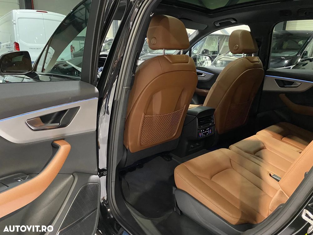 Audi Q7 55 TFSI quattro Tiptronic MHEV Basic - 13