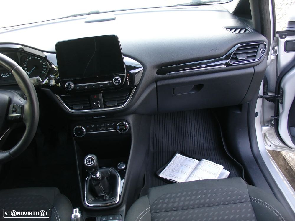 Ford Fiesta 1.0 EcoBoost Titanium - 17