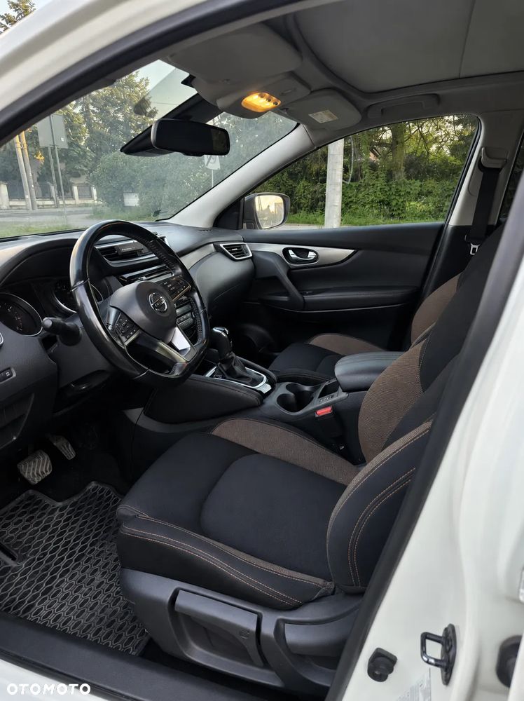 Nissan Qashqai 1.3 DIG-T N-Connecta DCT - 7