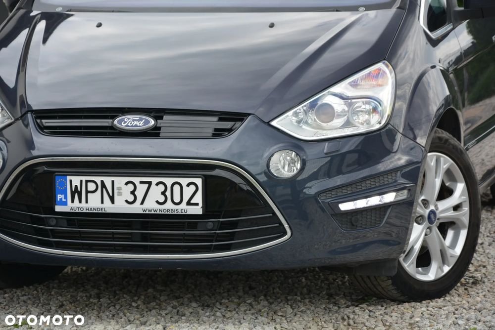 Ford S-Max - 17