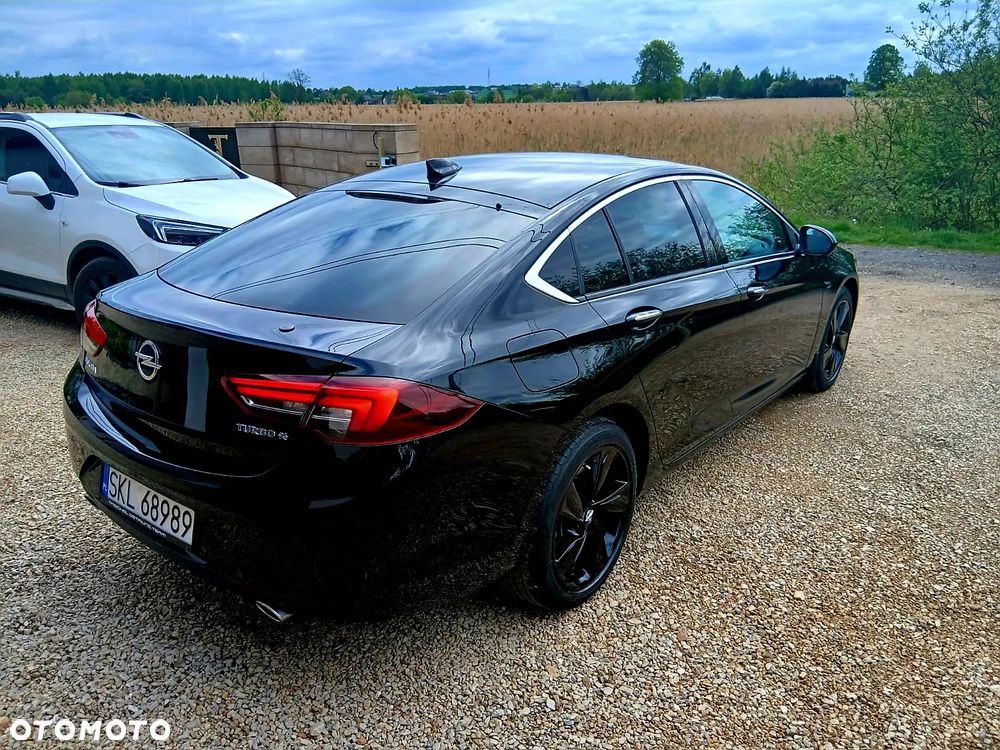 Opel Insignia 2.0 T 4x4 Innovation S&S - 14