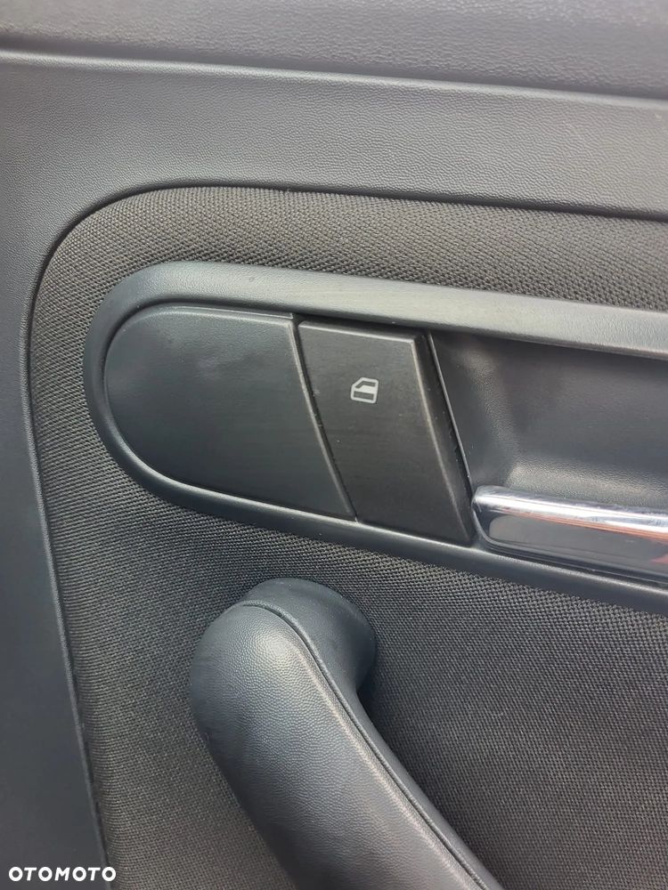 Seat Ibiza SC 1.4 16V Style - 23