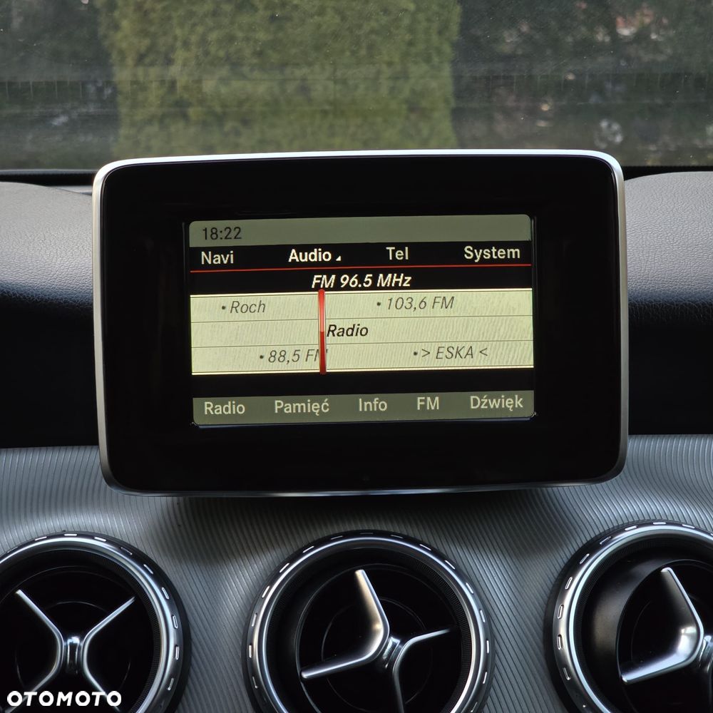 Mercedes-Benz GLA 220 d 4Matic 7G-DCT AMG Line - 33