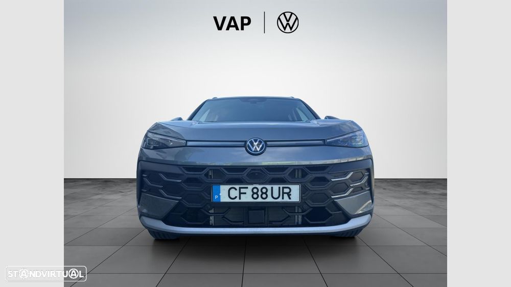 VW T-Roc 1.5 eTSI Style DSG - 6