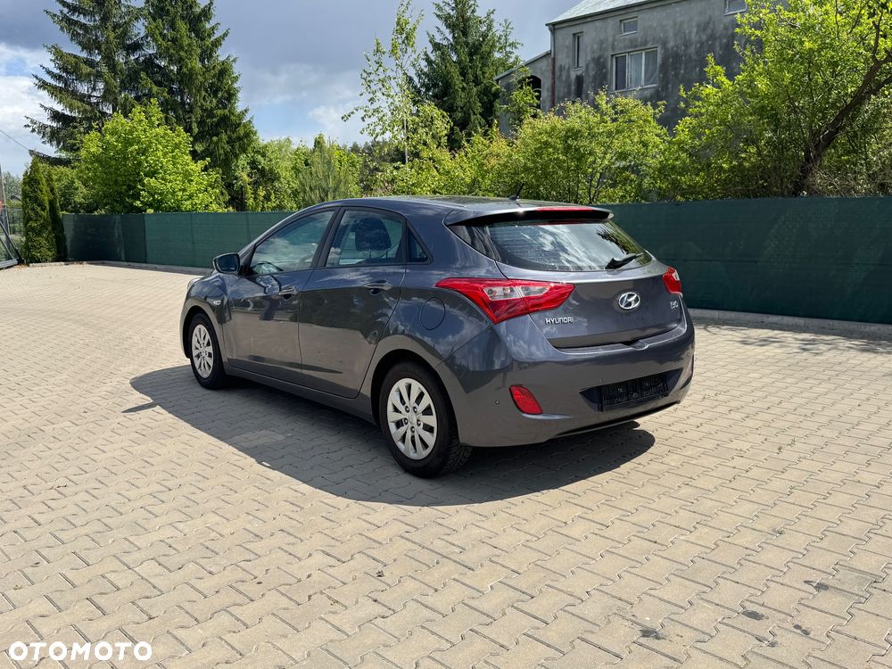 Hyundai i30 1.6 CRDI DCT Premium - 3