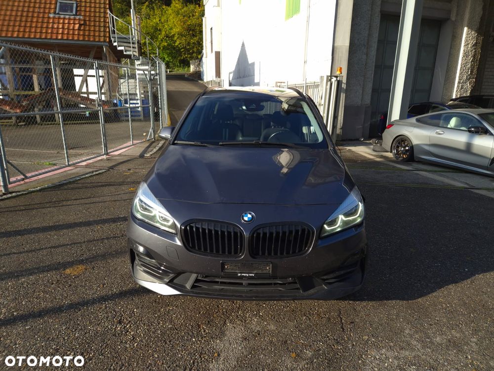 BMW Seria 2 216i - 1