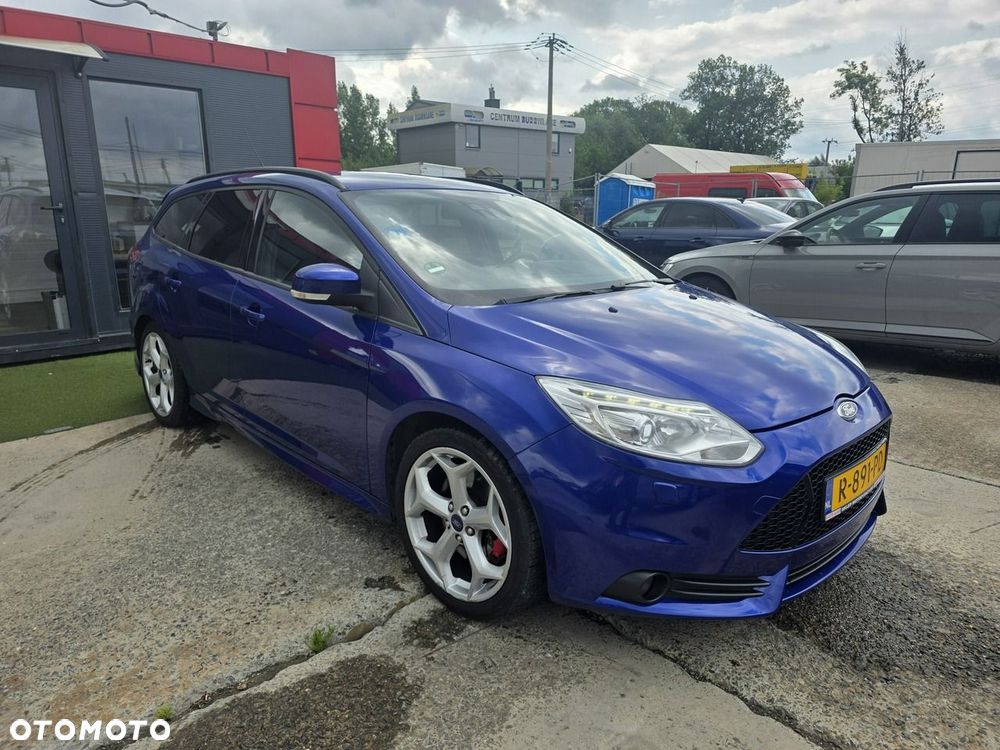 Ford Focus - 3