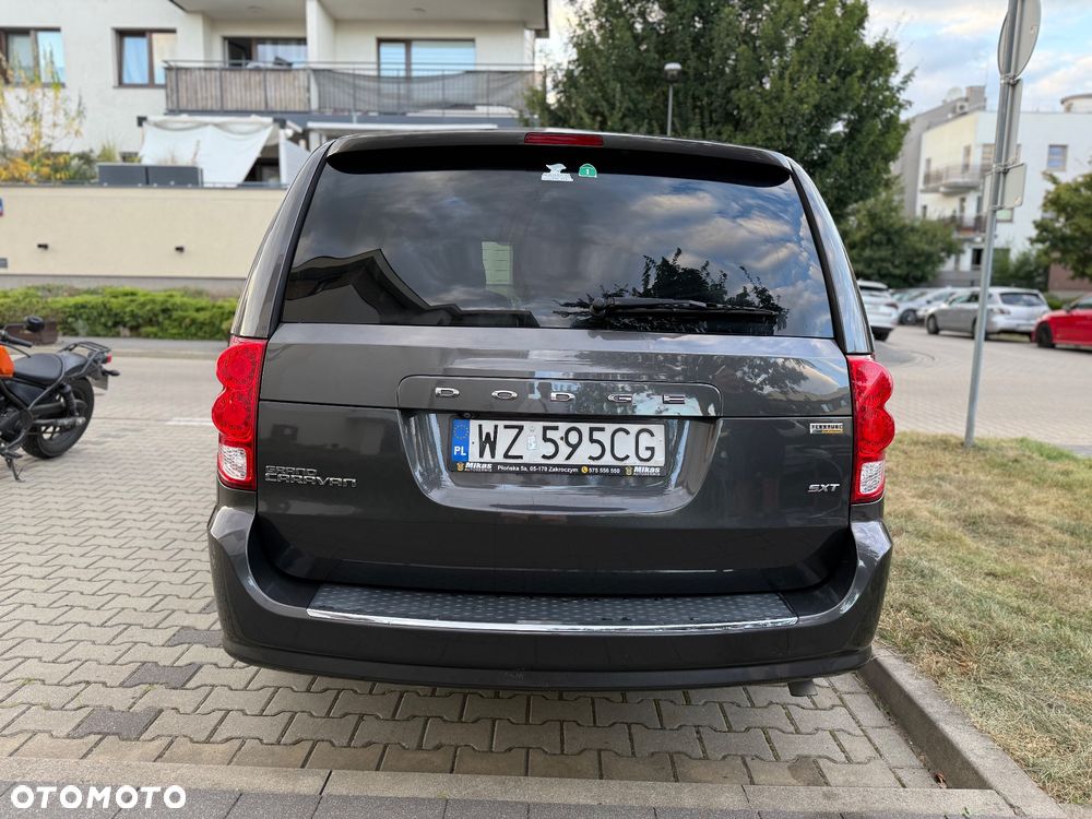 Dodge Grand Caravan - 7