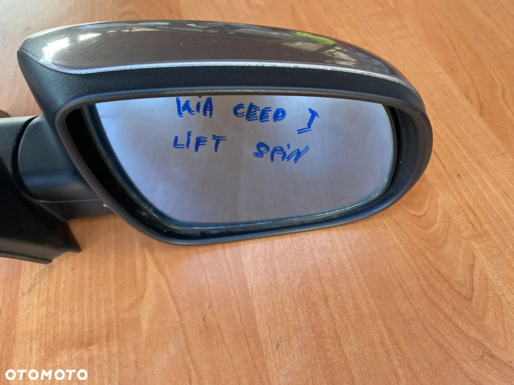 LUSTERKO PRAWE 8PIN KIA CEED I LIFT 8Q 876061H165 - 2