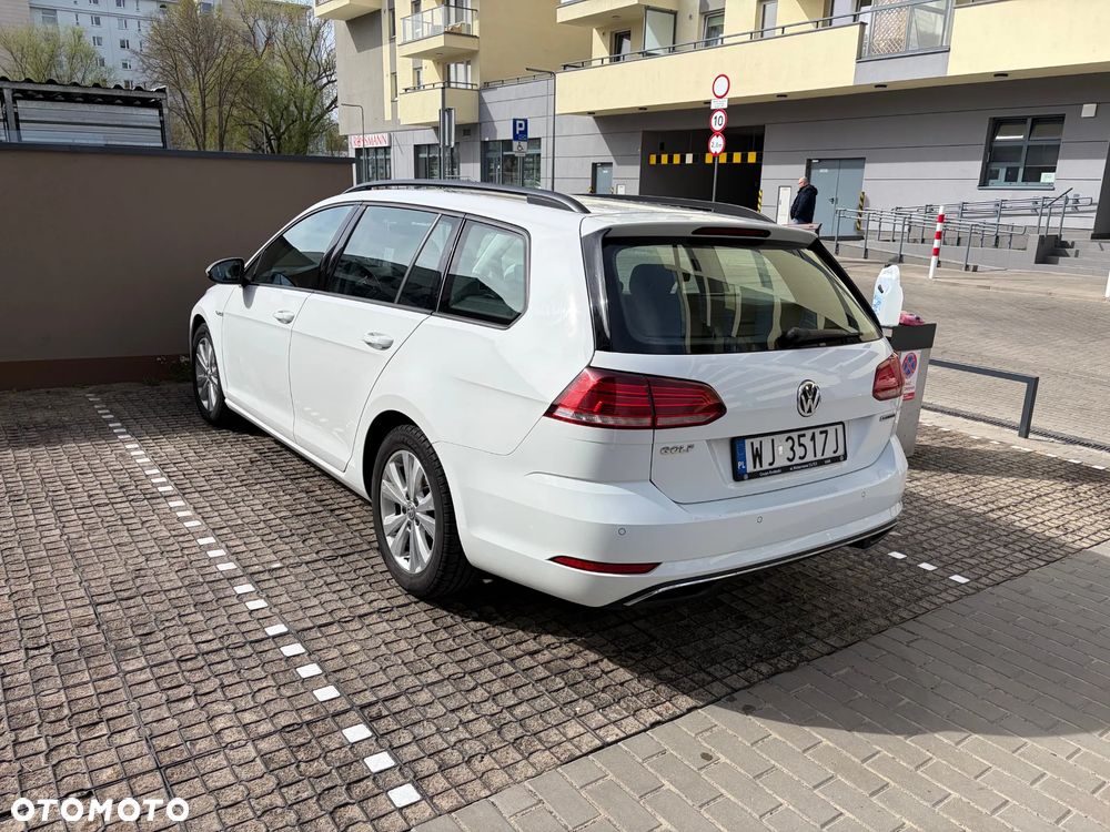 Volkswagen Golf 1.5 TSI BMT Comfortline - 4